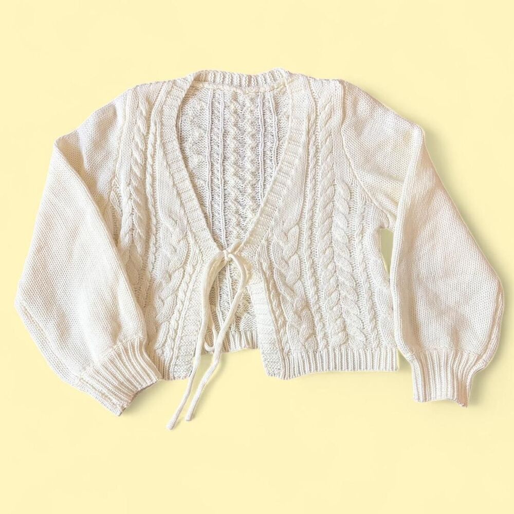Unbranded Women's Cream and White Cardigan